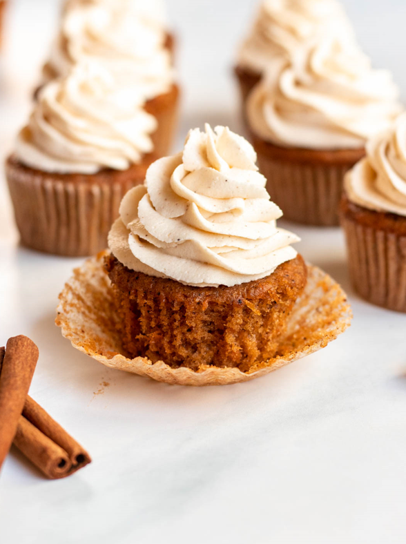 Pumpkin Cupcakes With Cinnamon Cream Cheese Frosting