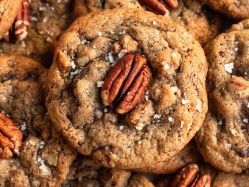 Butter Pecan Chocolate Chip Cookies - Rich And Delish