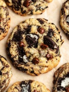 Top of oreo chocolate chip cookies.