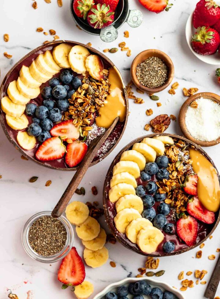 Creamy And Thick Acai Bowl - Rich And Delish