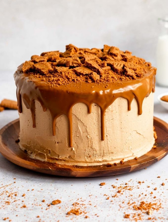 Lotus Biscoff Cake