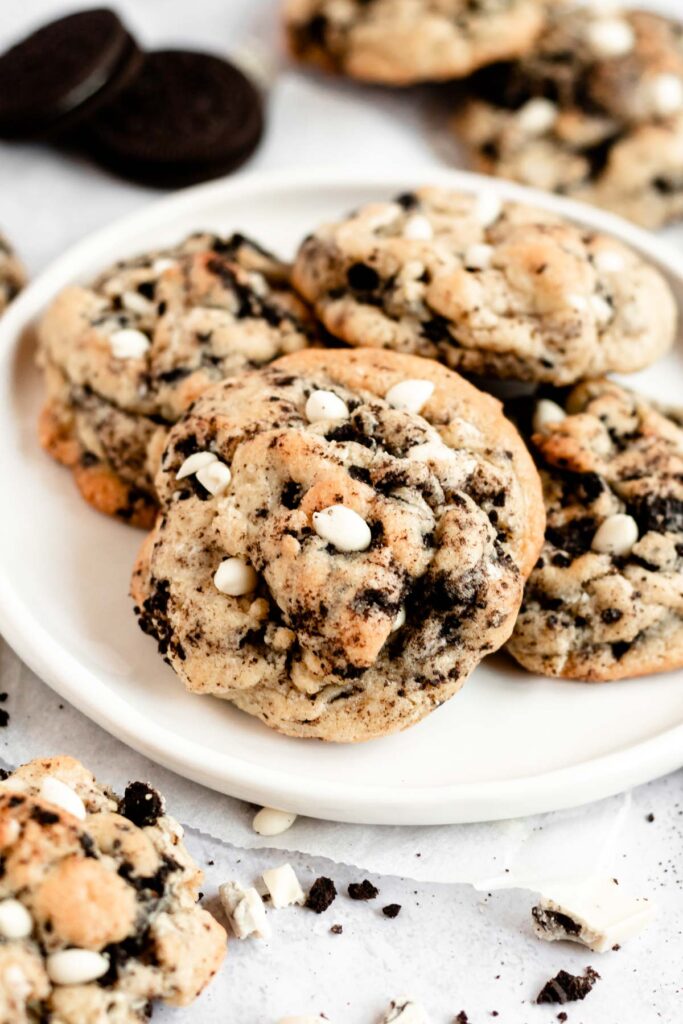 Best Cookies And Cream Cookies - Rich And Delish