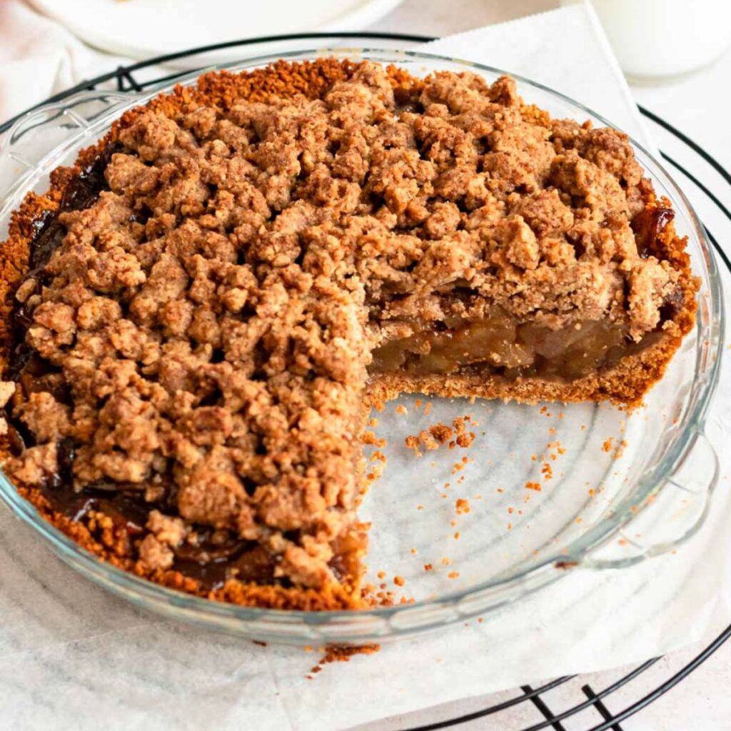 Apple Pie With Graham Cracker Crust - Rich And Delish