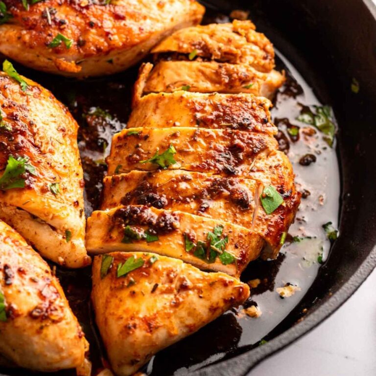 Cast Iron Skillet Chicken Breast with Garlic Herb Butter (30 Minute