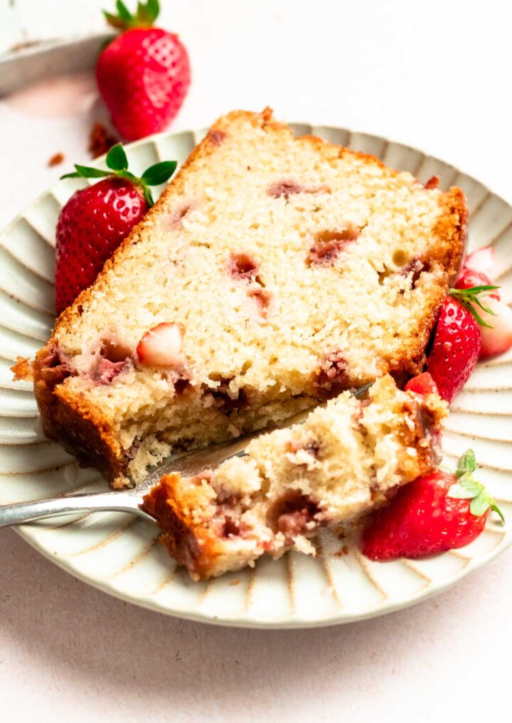 Strawberry Pound Cake w/ Strawberry Glaze - Rich And Delish