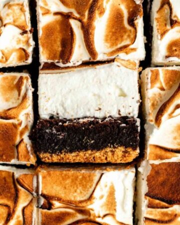 Top of smores brownies cut in slices.