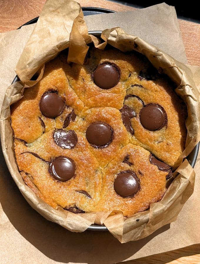 Top of scoopable cookies in a pan.
